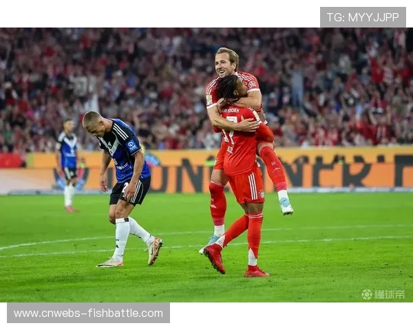 拜仁高位逼抢见效,对手后场出球困难致失误频发 拜仁高位逼抢见效,对手后场出球困难致失误频发